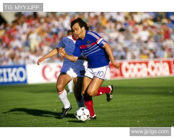 回顾2000年韩国足球明星的辉煌历程与对亚洲足球的影响